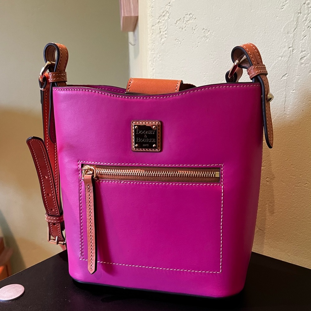 Dooney & Bourke Crossbody Bucket Bag